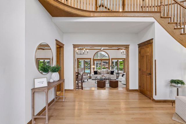 75 Apple Orchard Road, Dellwood, MN 55110
