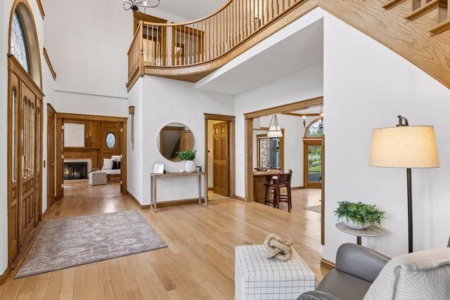 75 Apple Orchard Road, Dellwood, MN 55110