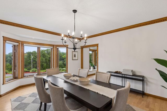 75 Apple Orchard Road, Dellwood, MN 55110