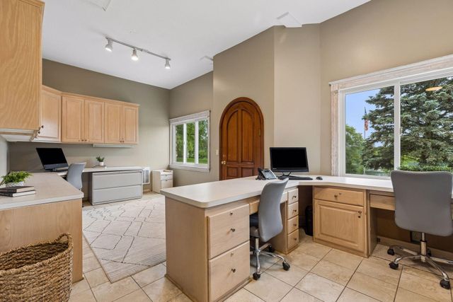 75 Apple Orchard Road, Dellwood, MN 55110