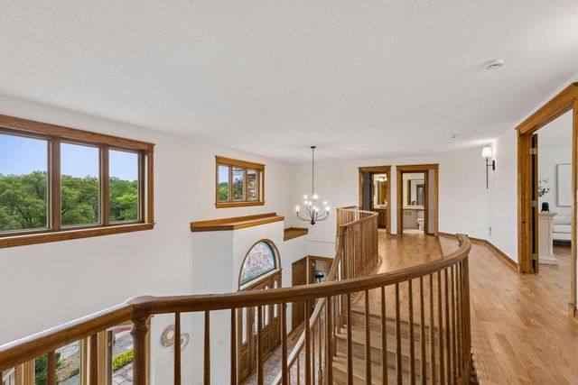 75 Apple Orchard Road, Dellwood, MN 55110