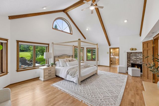 75 Apple Orchard Road, Dellwood, MN 55110