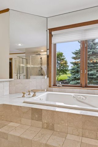 75 Apple Orchard Road, Dellwood, MN 55110