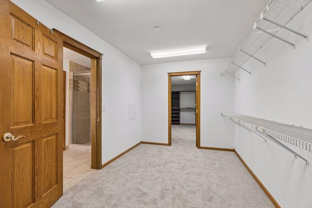 75 Apple Orchard Road, Dellwood, MN 55110