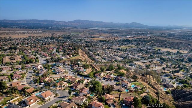 7204 Leedom Drive, Highland, CA 92346