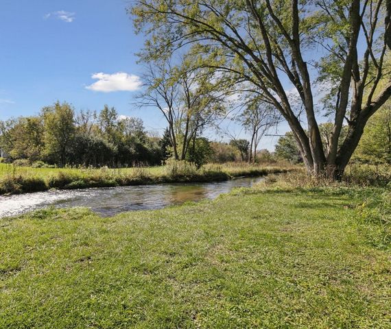 1171 30th Avenue, River Falls, WI 54022