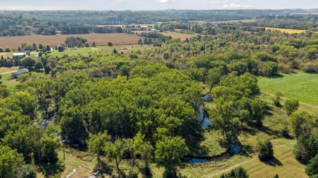1171 30th Avenue, River Falls, WI 54022
