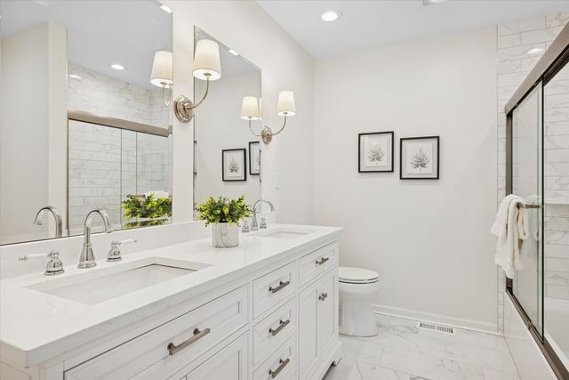 22925 W Schwerman Road, Mundelein, IL 60060