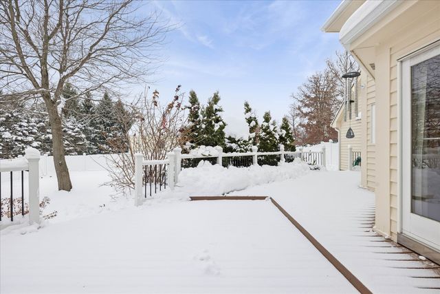 22925 W Schwerman Road, Mundelein, IL 60060