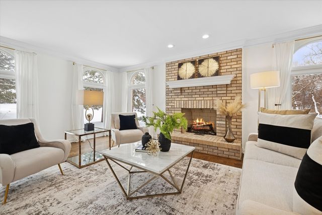 22925 W Schwerman Road, Mundelein, IL 60060