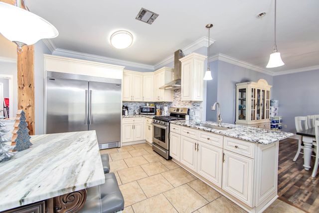 104 Pasture Court, Thibodaux, LA 70301