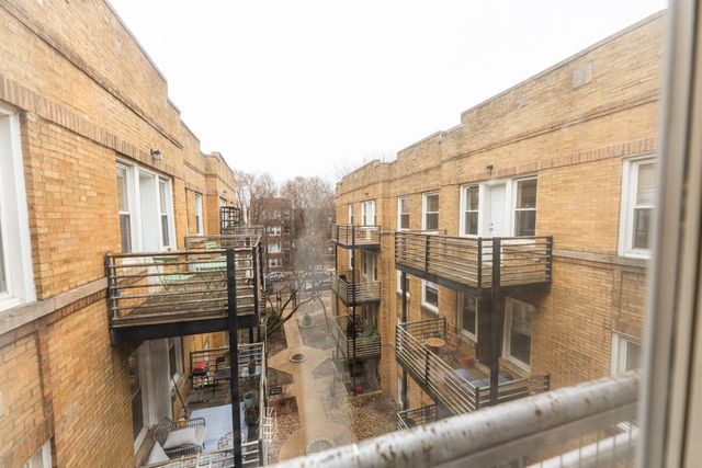 4606 N MONTICELLO Avenue 3N, Chicago, IL 60625