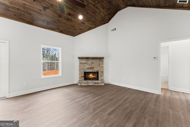 51 Hawks Ridge Court, Cleveland, GA 30528