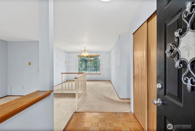 5717 60th Street Ct W, University Place, WA 98467