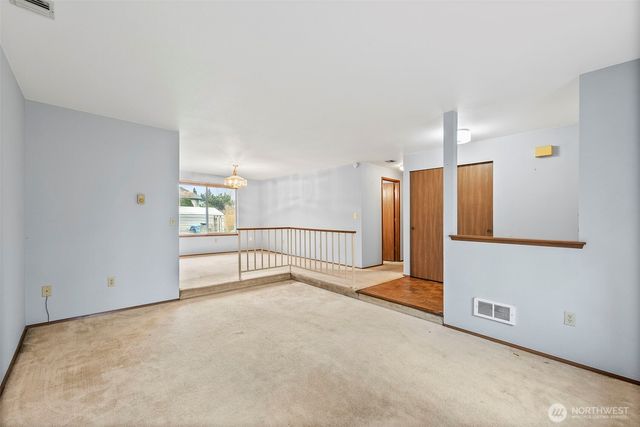 5717 60th Street Ct W, University Place, WA 98467