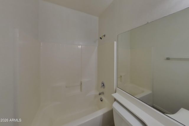8014 W LUMBEE Street, Phoenix, AZ 85043