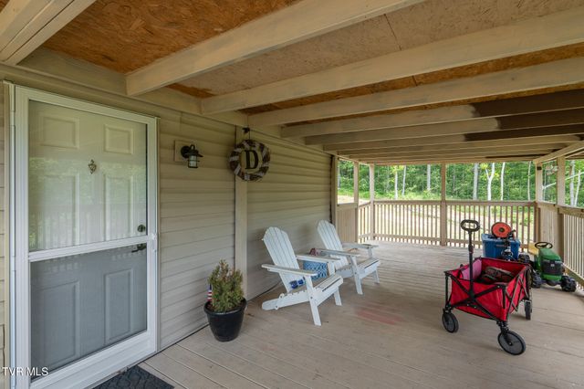 306 Hurley Lane, Mohawk, TN 37810