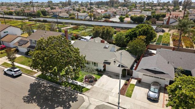 18775 Santa Mariana, Fountain Valley, CA 92708