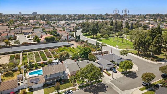 18775 Santa Mariana, Fountain Valley, CA 92708