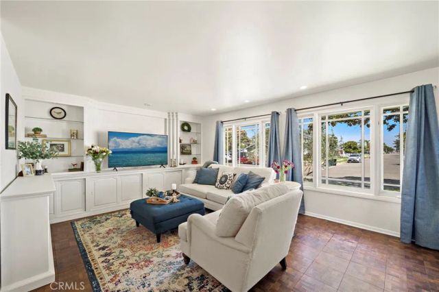 18775 Santa Mariana, Fountain Valley, CA 92708