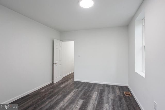 5511 WILLOWS AVE, Philadelphia, PA 19143