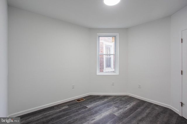 5511 WILLOWS AVE, Philadelphia, PA 19143