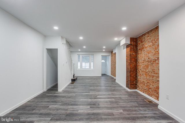 5511 WILLOWS AVE, Philadelphia, PA 19143
