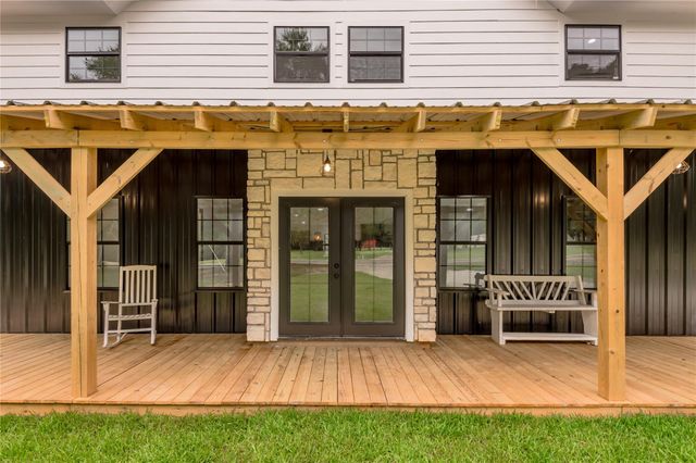 216 N Fm 225, Douglass, TX 75943