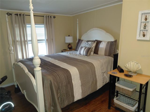 980 7TH STREET NW 1, Largo, FL 33770