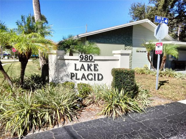 980 7TH STREET NW 1, Largo, FL 33770