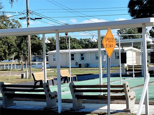 980 7TH STREET NW 1, Largo, FL 33770