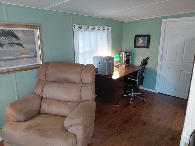 980 7TH STREET NW 1, Largo, FL 33770