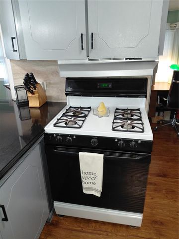 980 7TH STREET NW 1, Largo, FL 33770