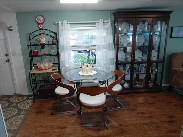 980 7TH STREET NW 1, Largo, FL 33770