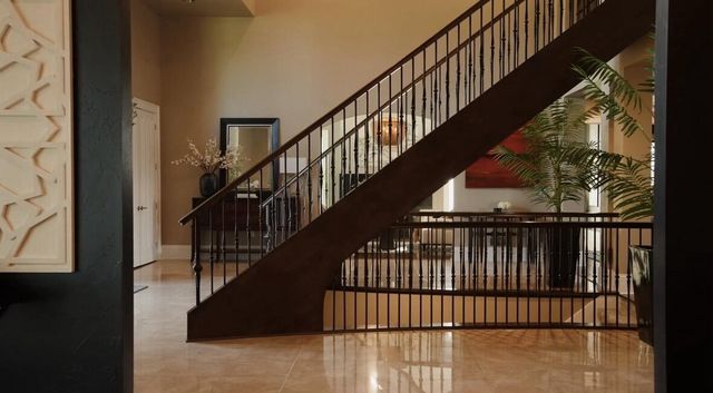 S17W28902 Price COURT, Waukesha, WI 53188