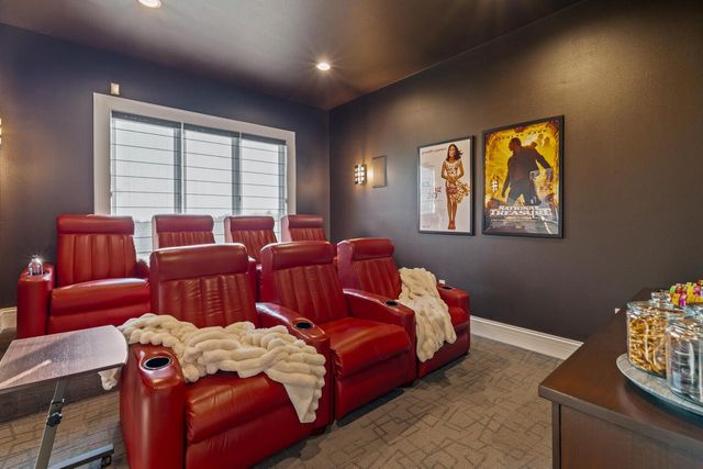 S17W28902 Price COURT, Waukesha, WI 53188