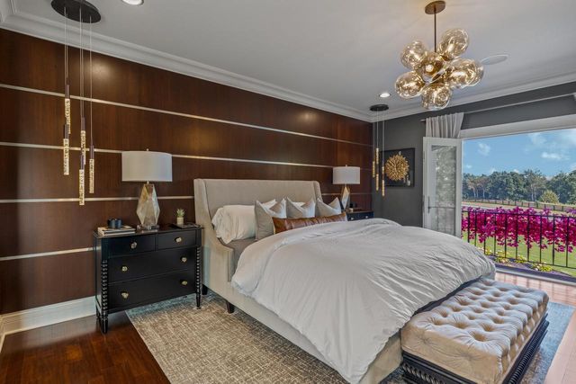 S17W28902 Price COURT, Waukesha, WI 53188