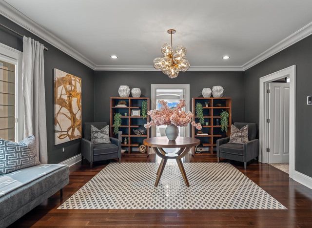 S17W28902 Price COURT, Waukesha, WI 53188