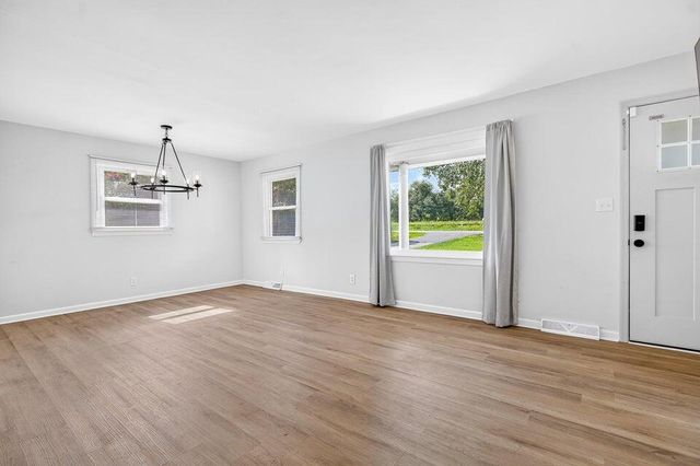 504 W Butternut Road, Summerville, SC 29483