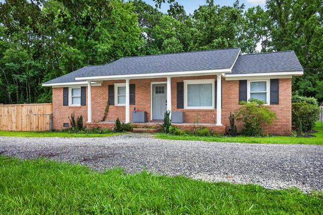 504 W Butternut Road, Summerville, SC 29483