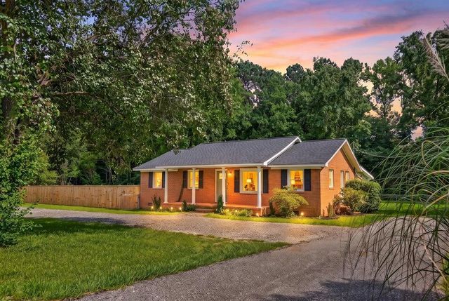 504 W Butternut Road, Summerville, SC 29483
