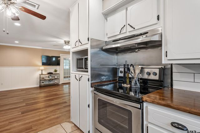 1013 Emily, Mineola, TX 75773