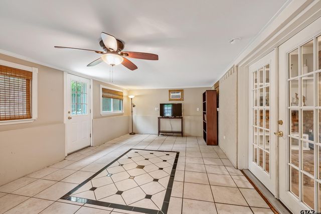1013 Emily, Mineola, TX 75773