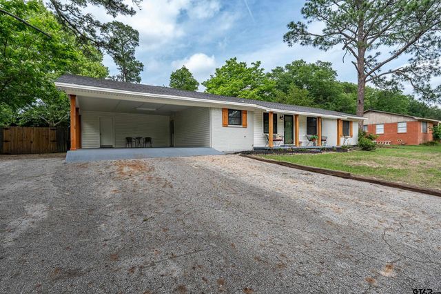 1013 Emily, Mineola, TX 75773