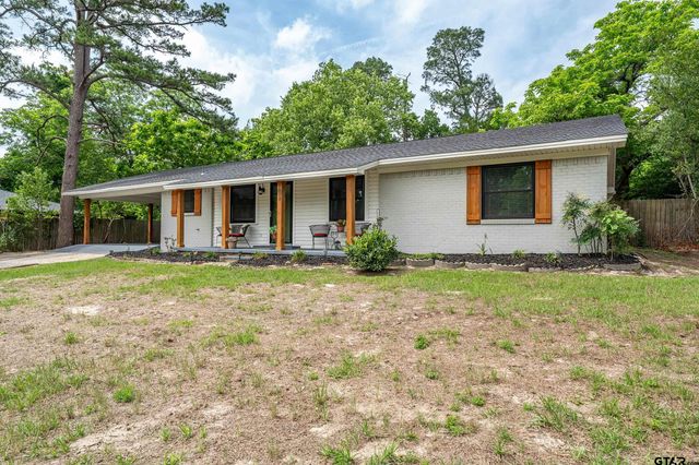 1013 Emily, Mineola, TX 75773