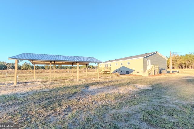 796 Lud Oquinn Road, Odum, GA 31555