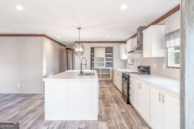 796 Lud Oquinn Road, Odum, GA 31555