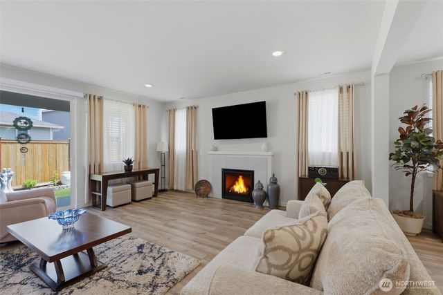18201 132nd Avenue E, Puyallup, WA 98374