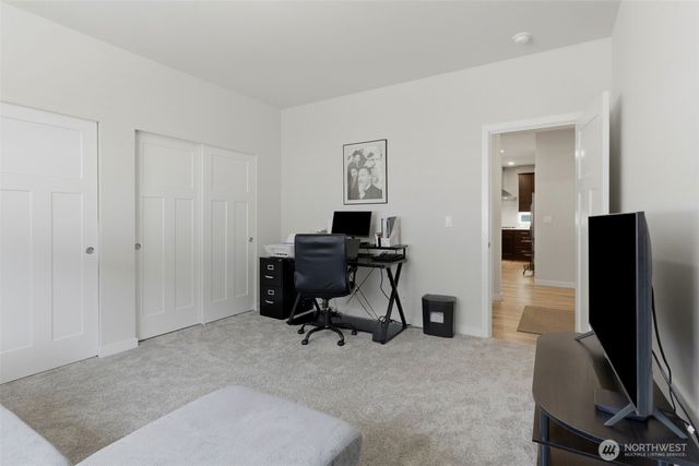 18201 132nd Avenue E, Puyallup, WA 98374
