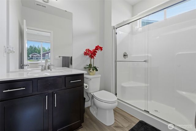 18201 132nd Avenue E, Puyallup, WA 98374